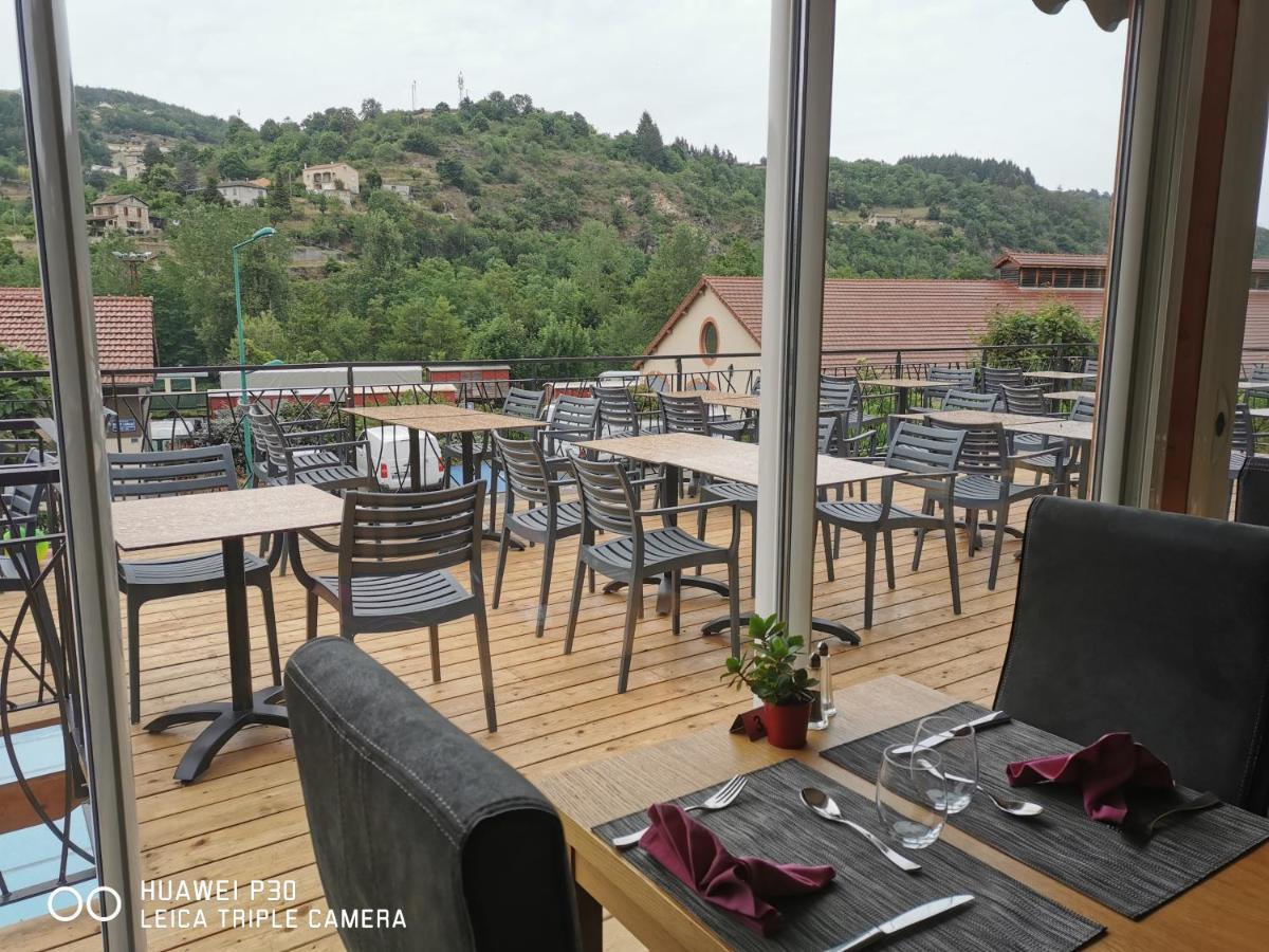 Hotel Des Negociants Lamastre Dış mekan fotoğraf