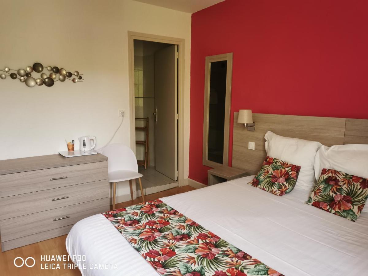 Hotel Des Negociants Lamastre Dış mekan fotoğraf