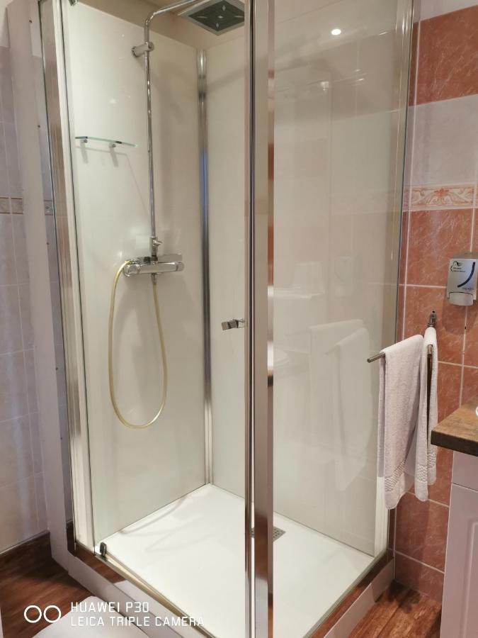 Hotel Des Negociants Lamastre Dış mekan fotoğraf