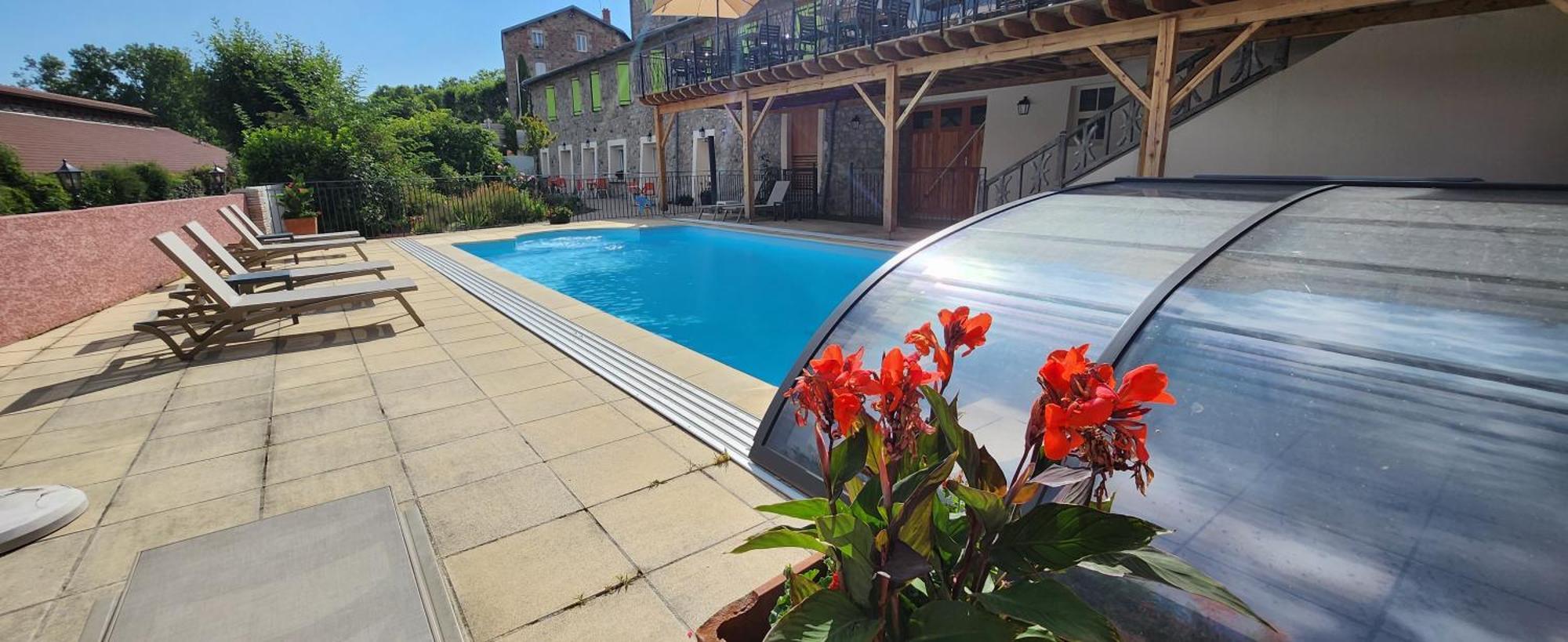Hotel Des Negociants Lamastre Dış mekan fotoğraf