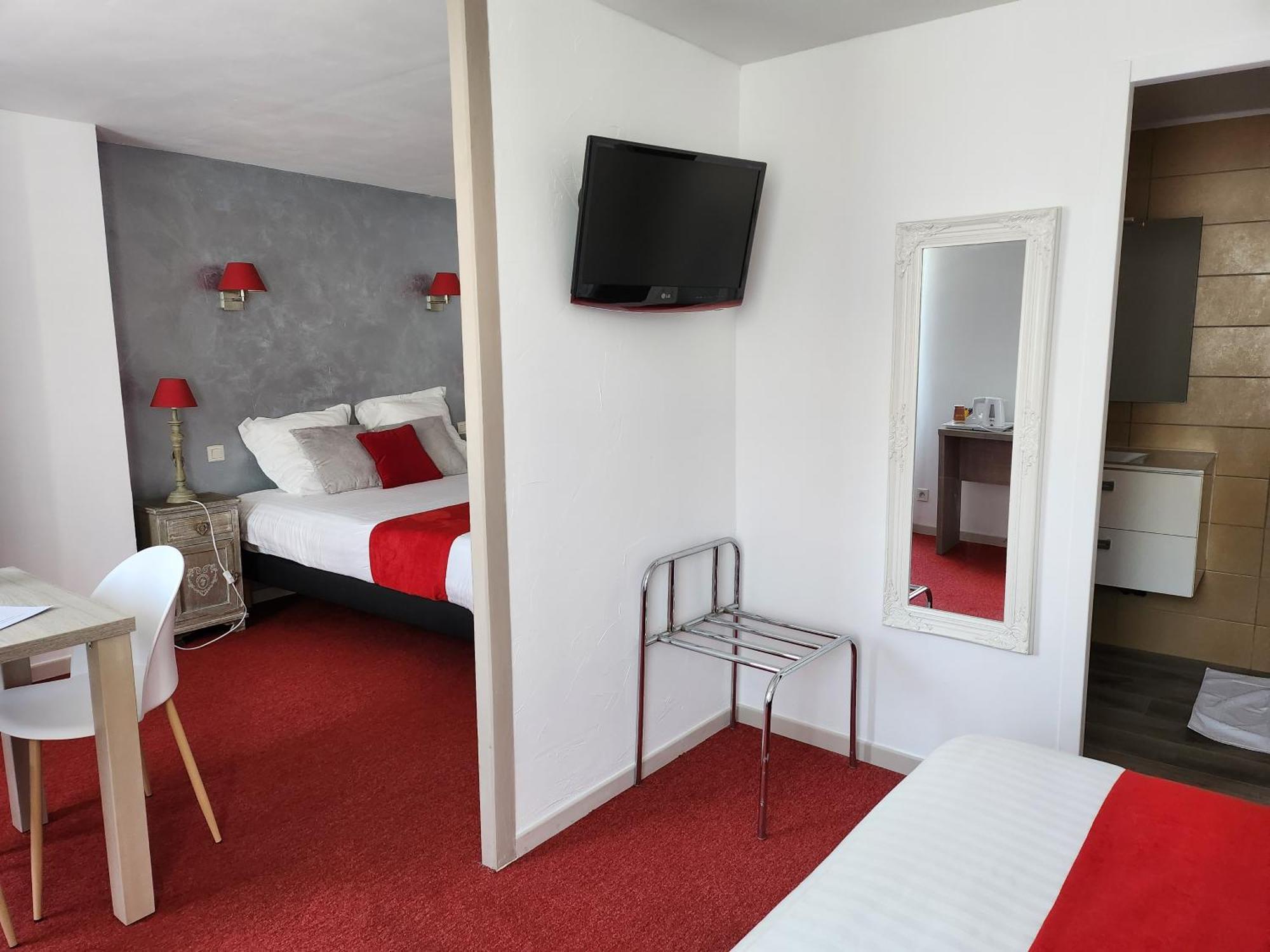 Hotel Des Negociants Lamastre Dış mekan fotoğraf