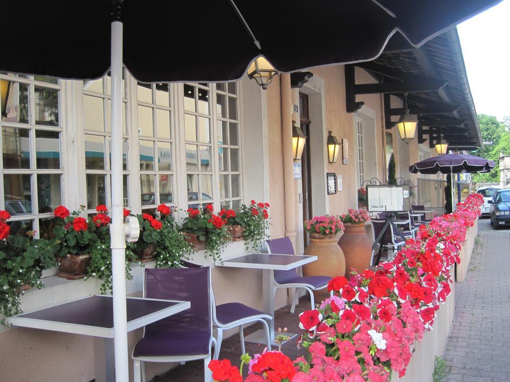 Hotel Des Negociants Lamastre Dış mekan fotoğraf